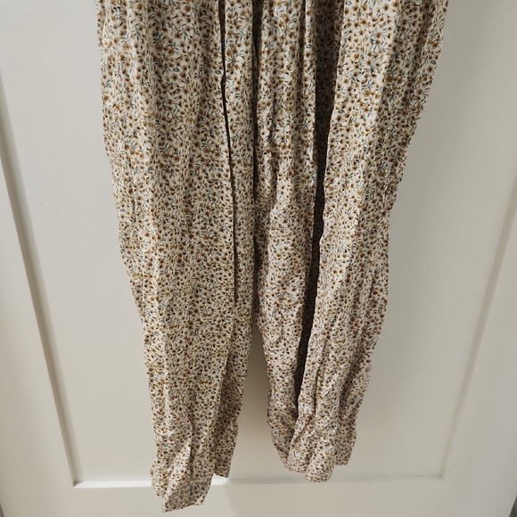 Old Navy Tan Floral Maxi Dress - Picture 8 of 9